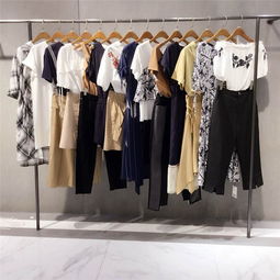 一線(xiàn)品牌女裝尾貨批發(fā) 衣有范價(jià)格美麗 臨沂一線(xiàn)品牌女裝尾貨