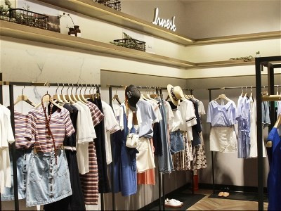 零經驗開品牌折扣店，如何避開服裝輔料銷售虧損陷阱？